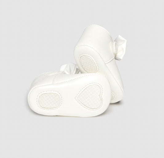 Mayoral Baby Girl White Maryjane Pram Shoes with Bow 9961
