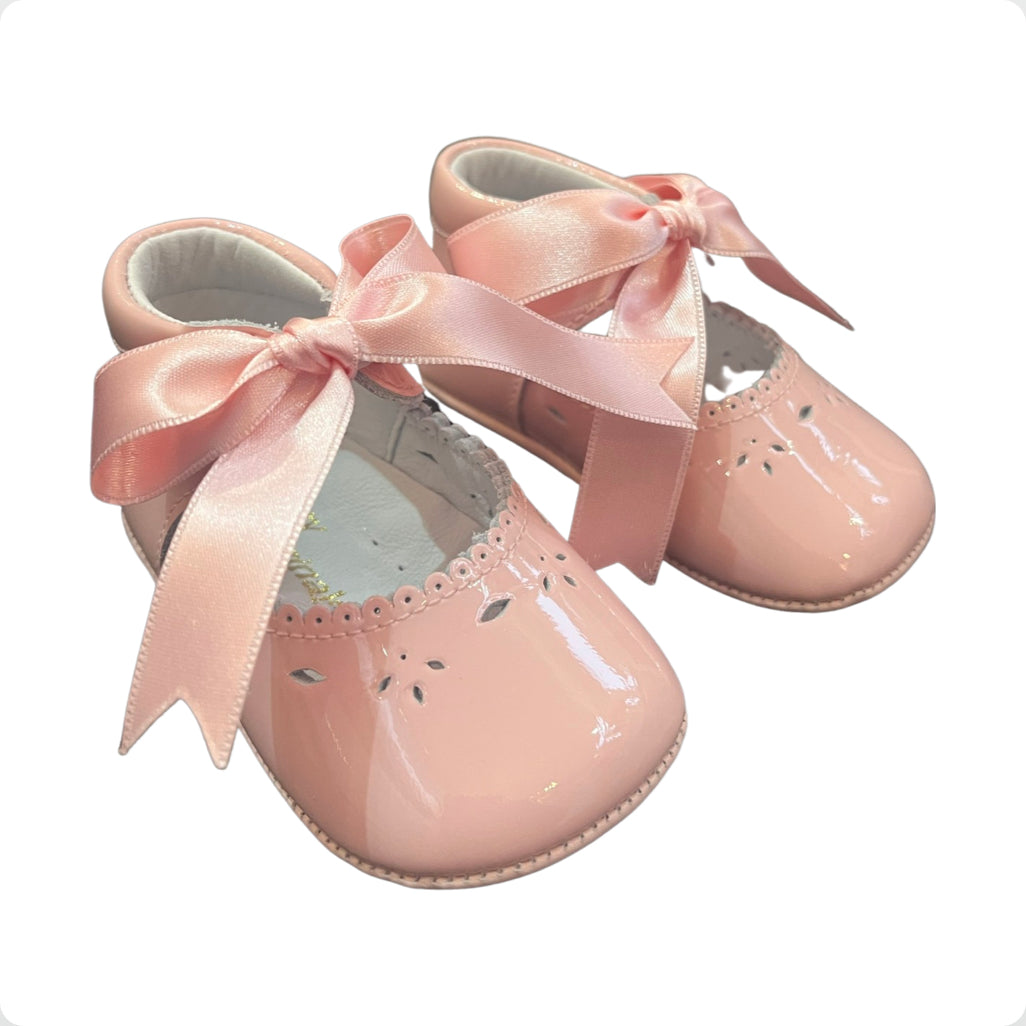 Pretty Originals Baby Girl Pink Patent Bow Pram Shoes