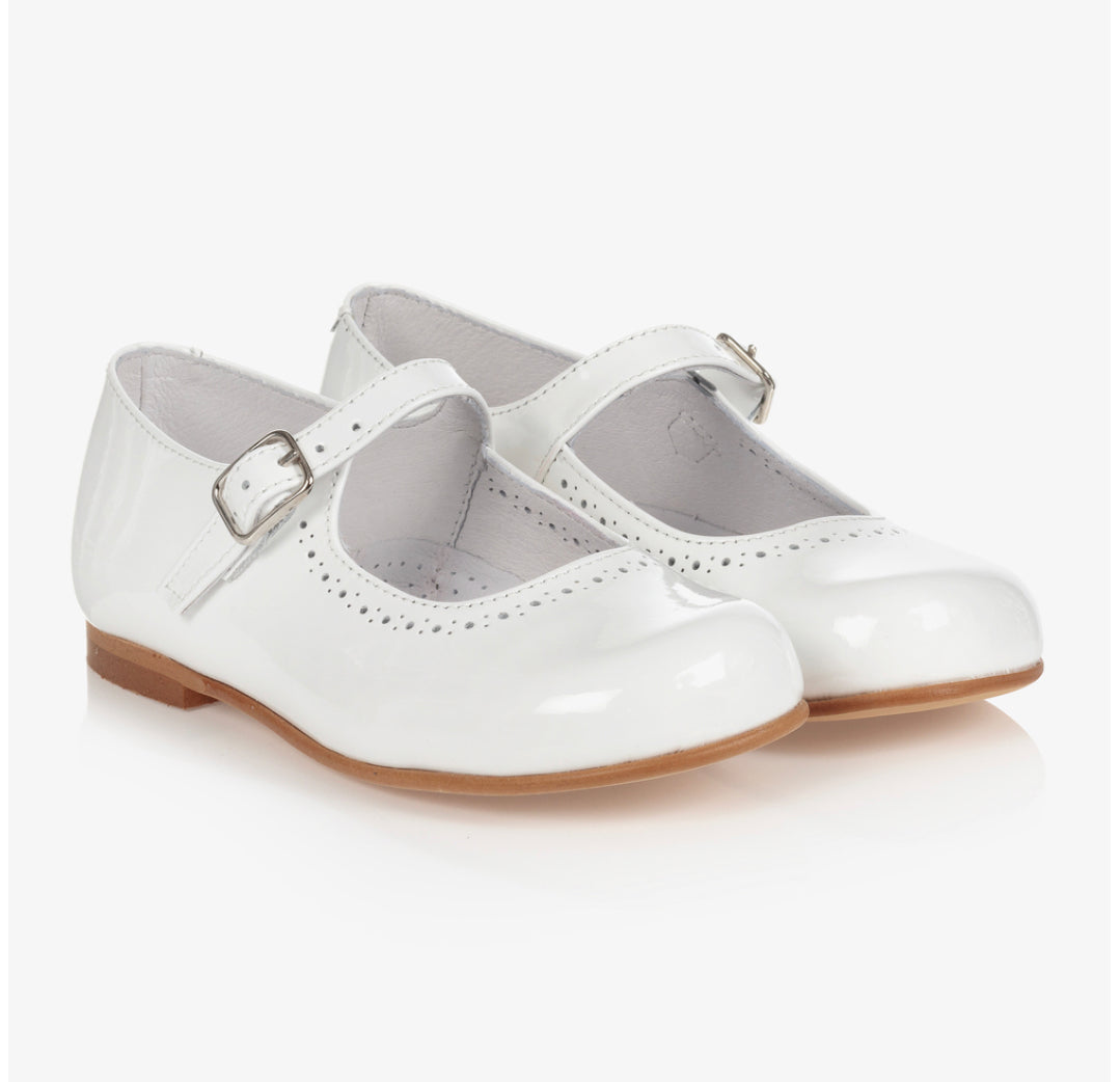 Pretty Originals Girls White Patent Mary Jane Shoe